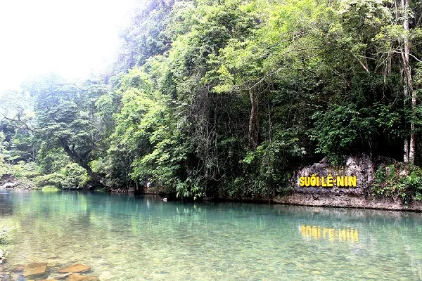 Khu di tích Pác Bó