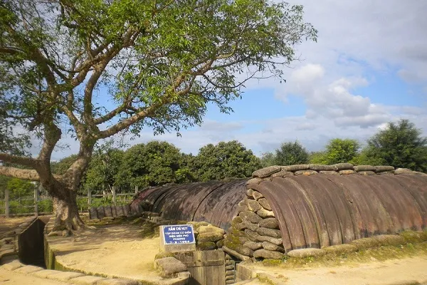 Hầm tướng Đờ Cát - Điện Biên