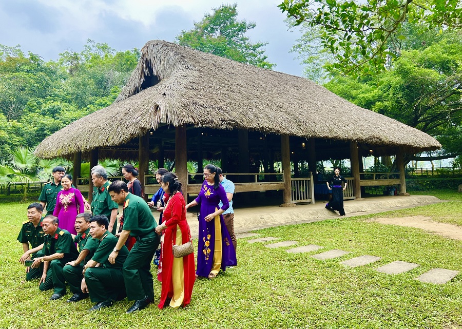 khu-di-tich-tan-trao