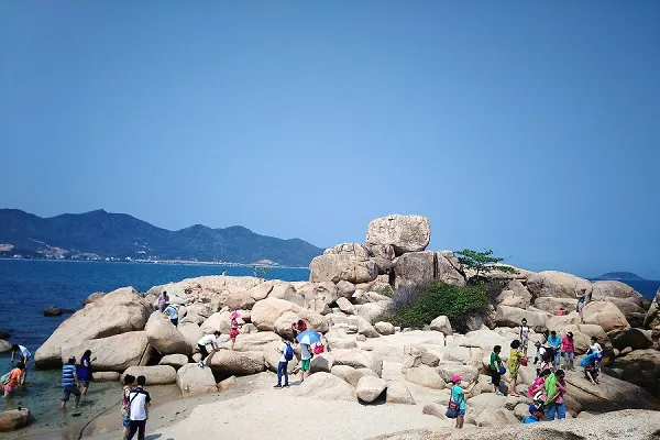 Khu du lịch hòn Chồng Nha Trang