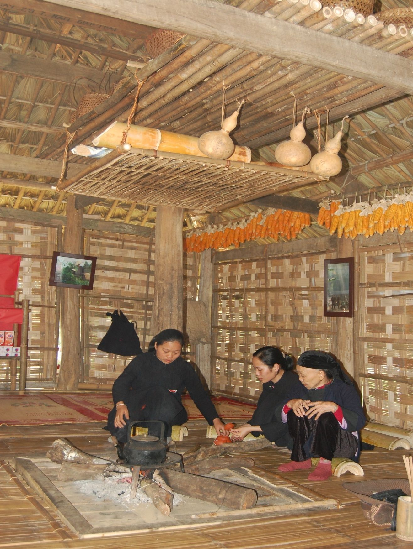 nha-truyen-thong-nguoi-tay-o-pac-ngoi