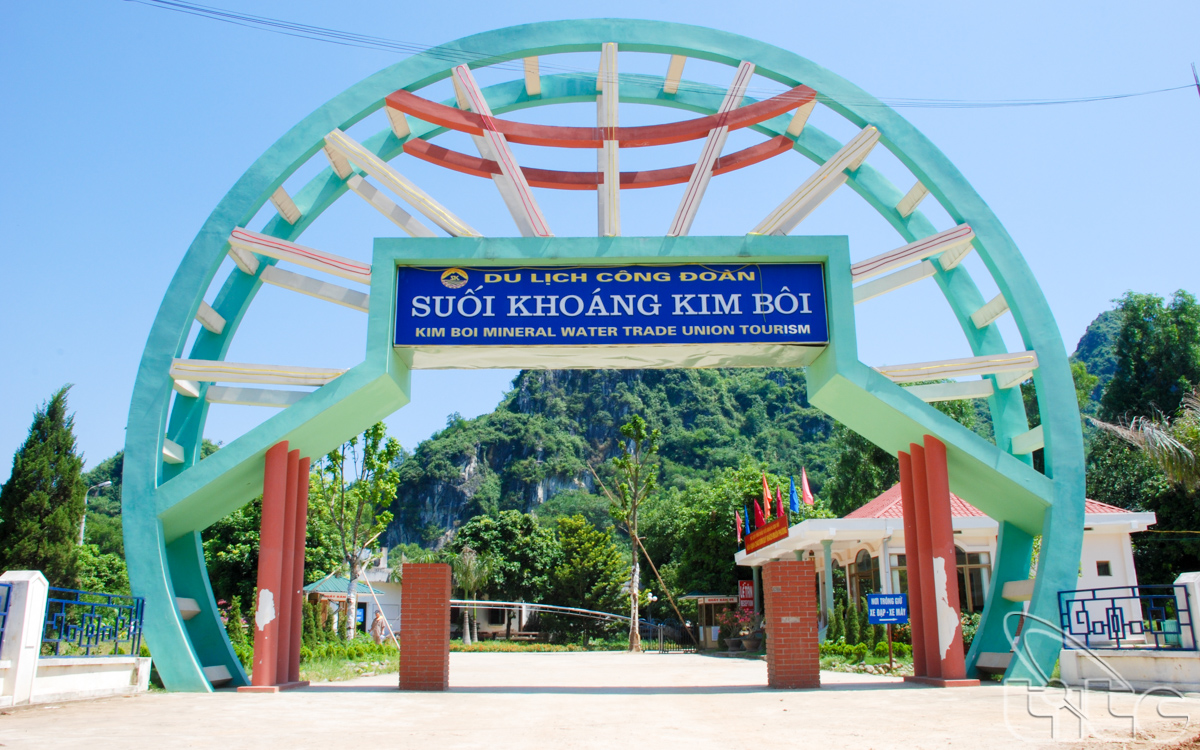 suoi_khoang_nong_kim_boi_hoa_binh