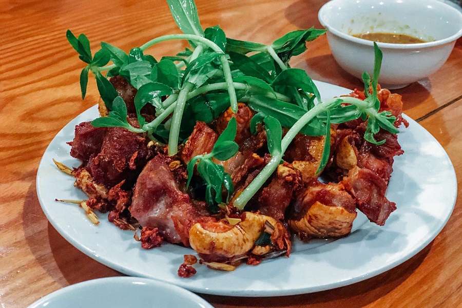 thit-be-chao-moc-chau