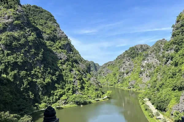 Tuyệt Tình Cốc Ninh Bình