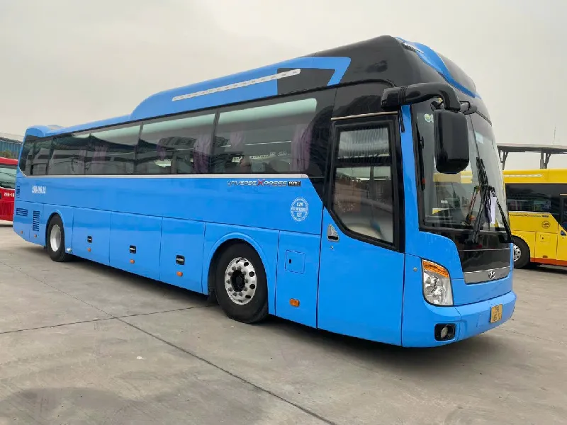 Cho thuê xe 45 chỗ đi Hạ Long