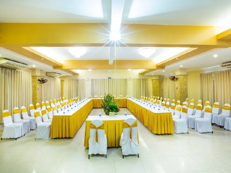 Phòng hội nghị hội thảo tại Hòa Bình