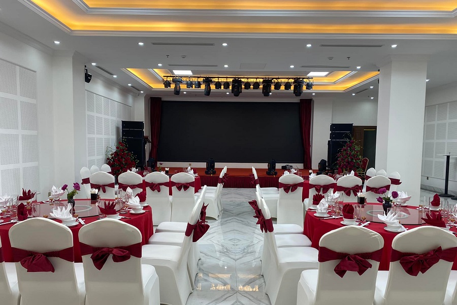 phong-hoi-thao-tai-camelia-tam-dao