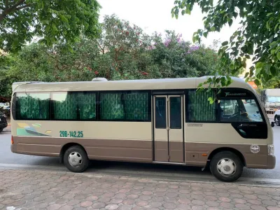 Cho thuê xe 30 chỗ đi Cao Bằng