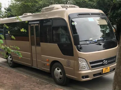 Cho thuê xe 30 chỗ đi Cao Bằng