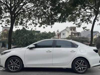 Cho thuê xe 4 chỗ tại Hà Nội