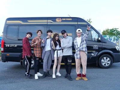 Cho thuê xe limousine 9 chỗ đi SaPa