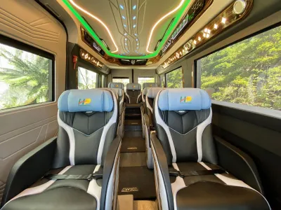 Thuê xe Limousine đưa đón sân bay Nội Bài