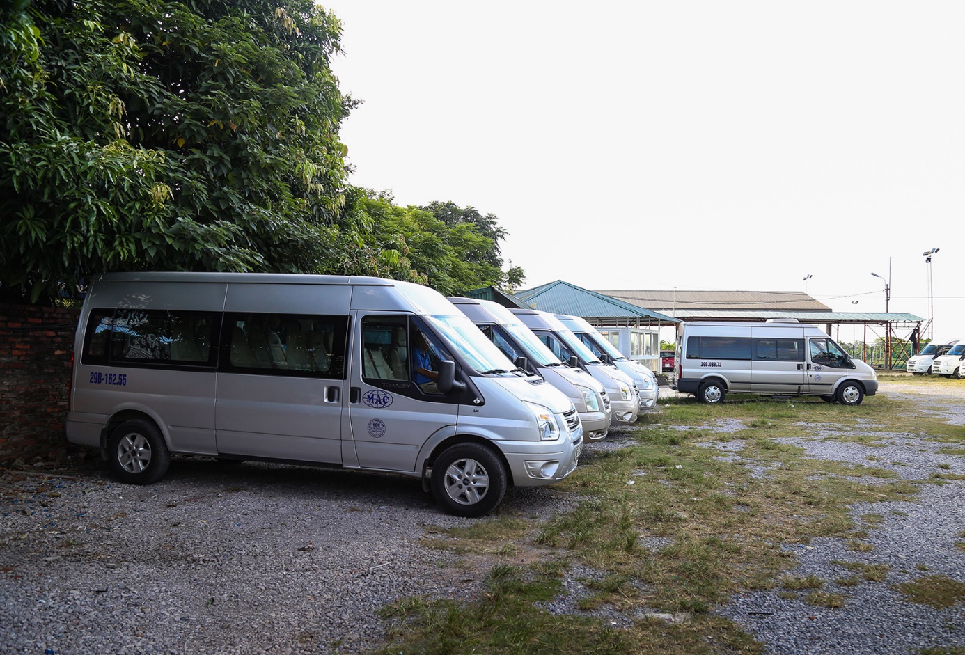 xe-ford-transit-16-cho