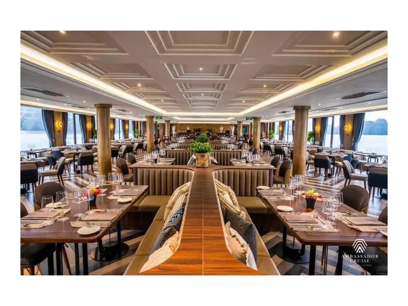 Du thuyền Ambassador Hạ Long 5 sao