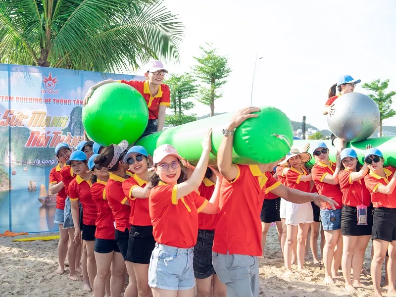 Tour teambuilding Hạ Long từ Hà Nội