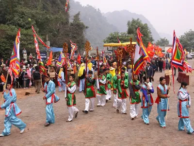 Du lịch lễ hội: Tour Chùa Tiên - Đầm Đa 1 ngày