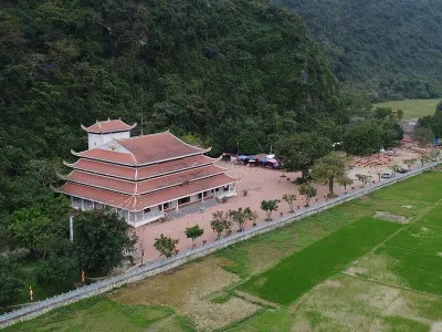 Du lịch lễ hội: Tour Chùa Tiên - Đầm Đa 1 ngày