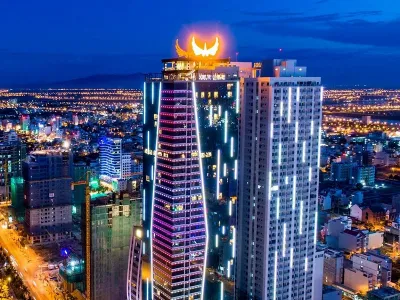 Combo du lịch Đà Nẵng: Khách sạn Mường Thanh Luxury Đà Nẵng