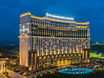 Combo du lịch Hạ Long: Khách sạn FLC Grand Hạ Long