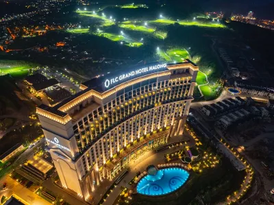 Combo du lịch Hạ Long: Khách sạn FLC Grand Hạ Long
