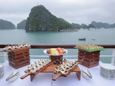 Du thuyền Ambassador Hạ Long 5 sao