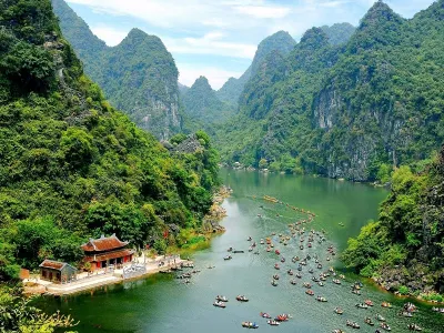 Du lịch lễ hội: Tour Bái Đính - Tràng An 1 ngày