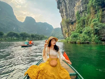 Du lịch lễ hội: Tour Bái Đính - Tràng An 1 ngày