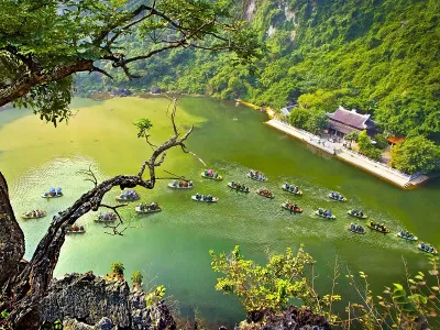 Du lịch lễ hội: Tour Bái Đính - Tràng An 1 ngày