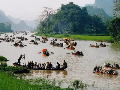 Du lịch lễ hội: Tour Chùa Hương 1 ngày