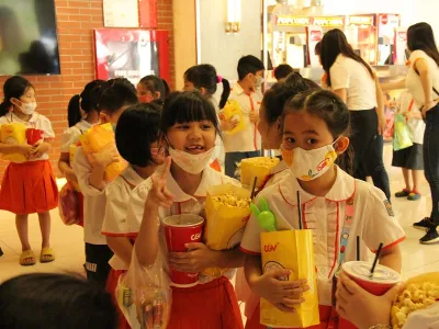 Tour học sinh đi xem phim (Tiểu học)