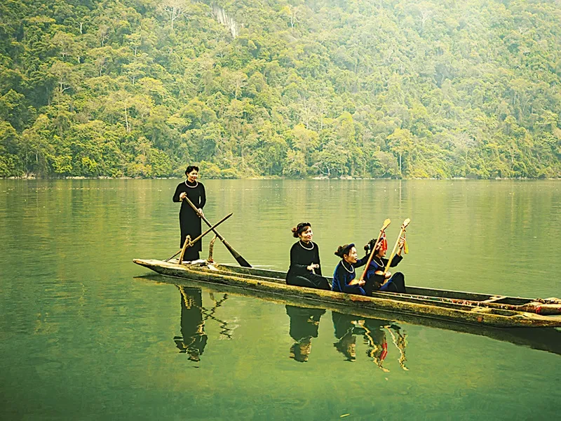 Tour Hồ Ba Bể 2 ngày 1 đêm